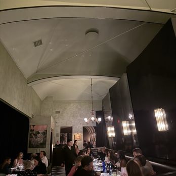 88 Club - Tastefully designed dining room - Chinese Near Me - Beverly Hills, California 88 Club - Tastefully designed dining room - Chinese Near Me - Beverly Hills, California