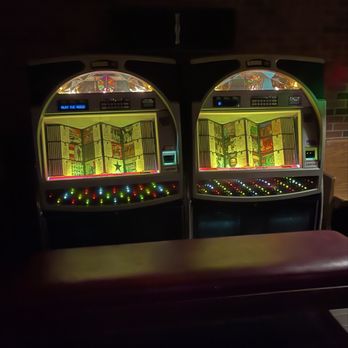 Bronx Bar - Detroit - Dive Bars Near Me - Detroit, Michigan Bronx Bar - Detroit - Dive Bars Near Me - Detroit, Michigan