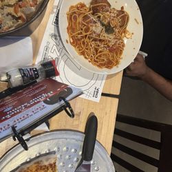 Old Chicago Pizza + Taproom - SPAGHETTI & MEATBALLS