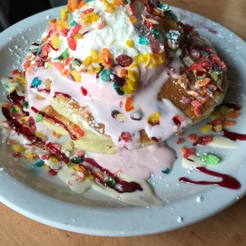 Brownstone Pancake Factory - Fruity Pebble Pancakes with Strawberry Ice Cream - Breakfast & Brunch Near Me - Edgewater, New Jersey