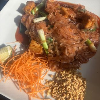 Thai Wave Restaurant - Thai Near Me - Huntington Beach, California Thai Wave Restaurant - Thai Near Me - Huntington Beach, California