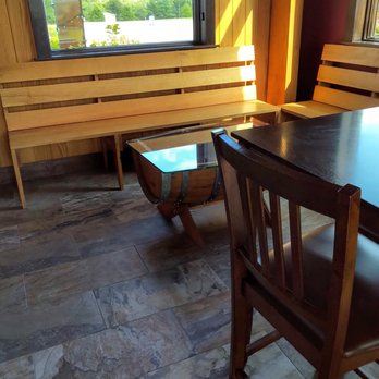 Catoctin Breeze Vineyard - Wineries Near Me - Thurmont, Maryland