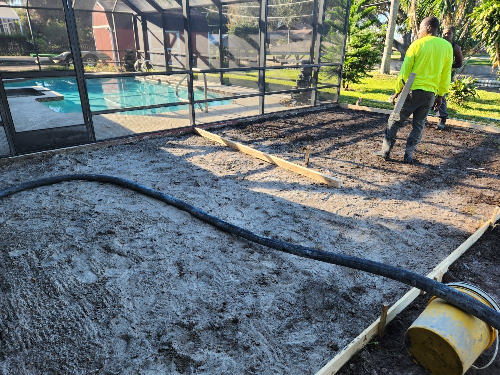 Slide of CM Roofing Florida