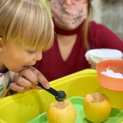 Pantomima - Theater Based Care For Kids - Science, fruta and fun!!!!
