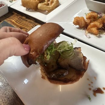 Hana Koa Brewing - Pork belly sliders - Breweries Near Me - Honolulu, Hawaii