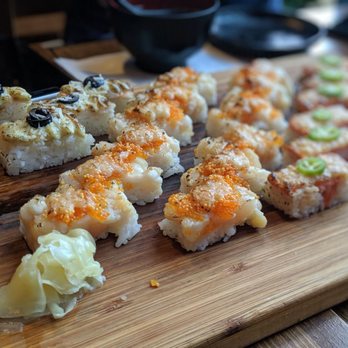 Green Leaf Sushi - Aburi assorted - Sushi Bars Near Me - Vancouver, British Columbia