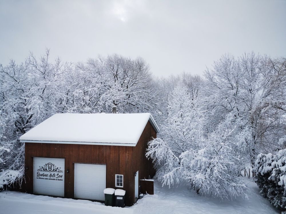 QUEBEC AUTO SON 40 Photos 631 Rue Principale, L'Avenir, Quebec