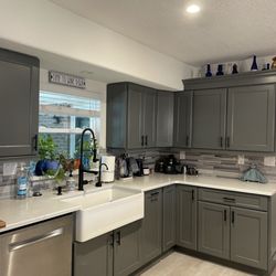 2 Sisters Cleaning Service
