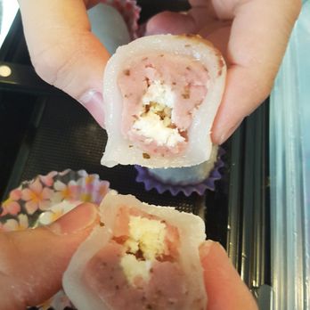 Sasaki Fine Pastry - Strawberry cream filling - Patisserie/Cake Shop Near Me - Markham, Ontario Sasaki Fine Pastry - Strawberry cream filling - Patisserie/Cake Shop Near Me - Markham, Ontario
