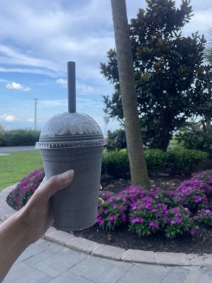 Lolly's Creamery by null