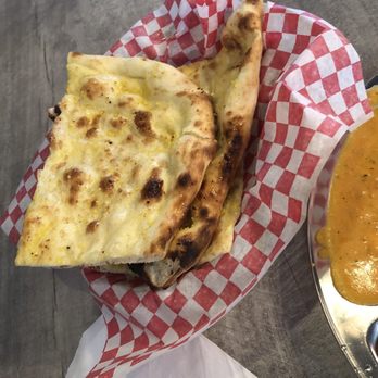 The Curry Pot - Garlic naan - Indian Near Me - St. Catharines, Ontario