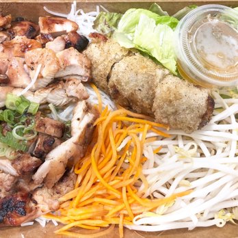 Phorage - Grilled chicken with imperial roll and vermicelli noodles - Vietnamese Near Me - Los Angeles, California Phorage - Grilled chicken with imperial roll and vermicelli noodles - Vietnamese Near Me - Los Angeles, California