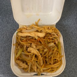 Chicken Lo Mein