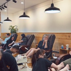 Gloss Nail Spa