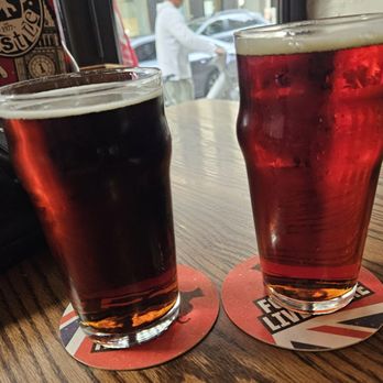 Elephant & Castle - Draught beer. Good selection to choose from - Pubs Near Me - Chicago, Illinois