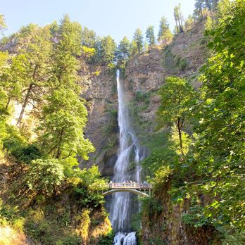 Multnomah Falls - Multnomah Falls - Hiking Near Me - Bridal Veil, Oregon Multnomah Falls - Multnomah Falls - Hiking Near Me - Bridal Veil, Oregon