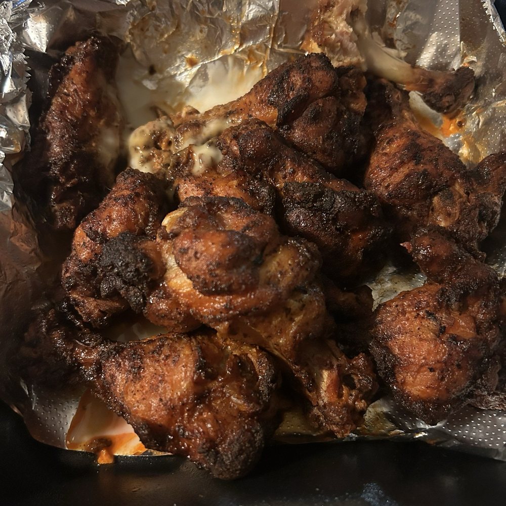 RibCrib BBQ - I ordered the 10 wings via Door Dash. This is what I found when I opened my order. Burned, extremely dry wings and no sauce. - Barbeque Near Me - Grove, Oklahoma RibCrib BBQ - I ordered the 10 wings via Door Dash. This is what I found when I opened my order. Burned, extremely dry wings and no sauce. - Barbeque Near Me - Grove, Oklahoma