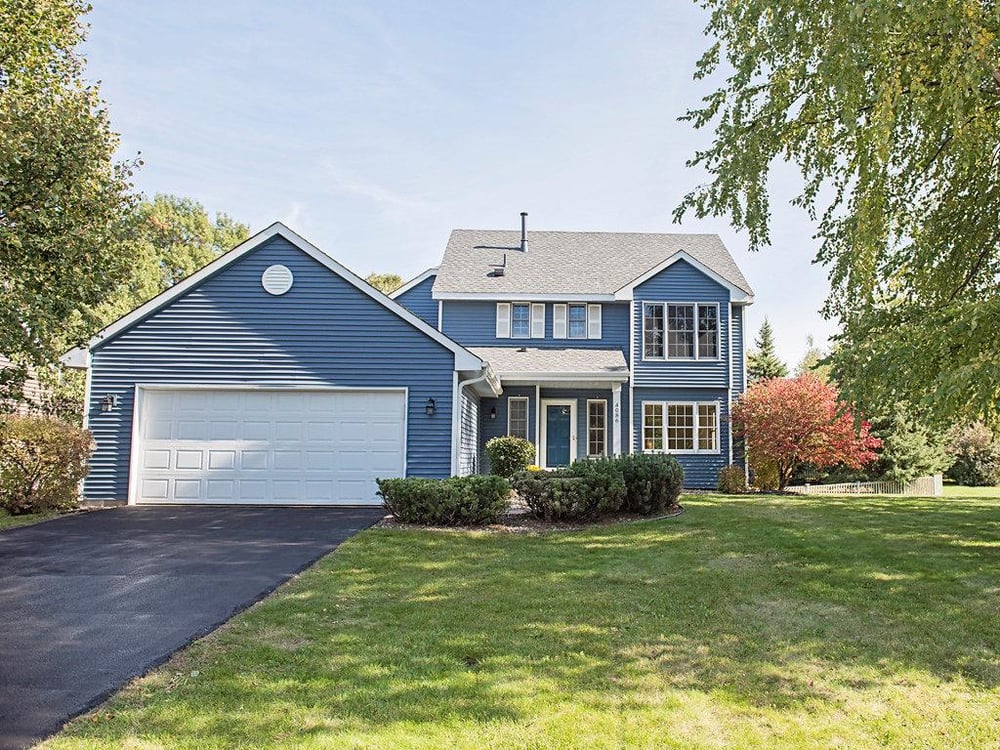 RICH KELLEY EDINA REALTY 1519 Central Pkwy, Eagan, Minnesota Real