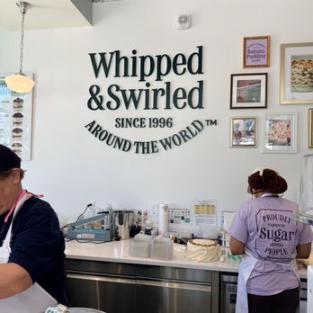 Magnolia Bakery - Bakeries Near Me - Holladay, Utah