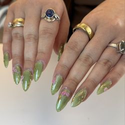 INS Nails