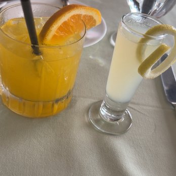 Polo Lounge - The screwdriver that came with the meal meal and a lemon drop shot - New American Near Me - Beverly Hills, California Polo Lounge - The screwdriver that came with the meal meal and a lemon drop shot - New American Near Me - Beverly Hills, California