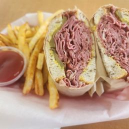 Pastrami Sandwich Pastrami Sandwich
