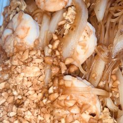 Tai Fai Restaurant - Shrimp Pad Thai**