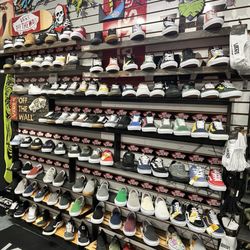 Scottsdale Sidewalk Surfer - Great sneaker selection, Vans, Nike, ect...
