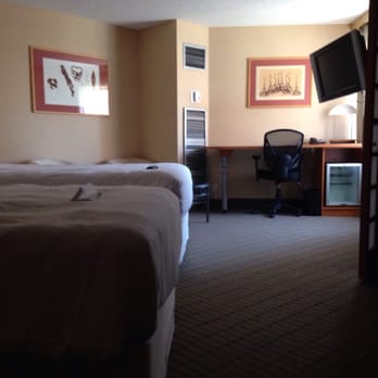 Novotel Ottawa - Accessible room - Hotels Near Me - Ottawa, Ontario Novotel Ottawa - Accessible room - Hotels Near Me - Ottawa, Ontario