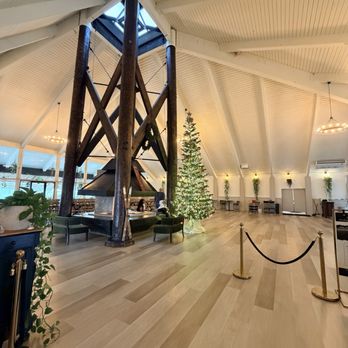 Greenhouse Penryn - Additional dinning space when available. Rentable space for large parties - Salad Near Me - Penryn, California