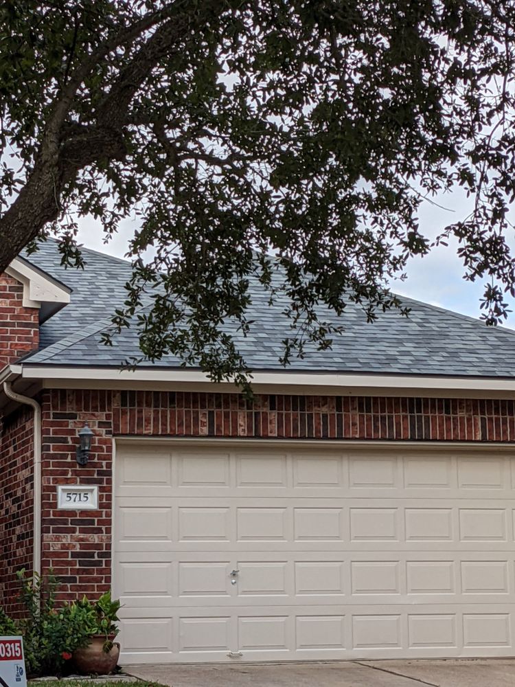 Slide of Quick Roofing Houston