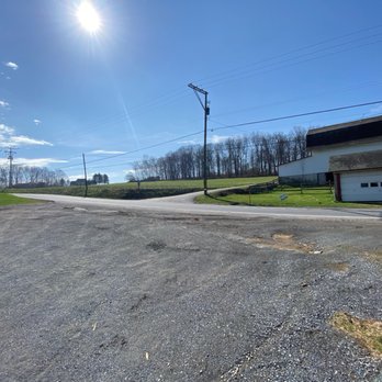 Quilts Plants & Things - Entryway - be careful of large potholes/gouges by road entrance - Arts & Crafts Near Me - Mertztown, Pennsylvania Quilts Plants & Things - Entryway - be careful of large potholes/gouges by road entrance - Arts & Crafts Near Me - Mertztown, Pennsylvania