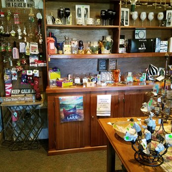 Butler Winery and Vineyards - gift shop - Wineries Near Me - Bloomington, Indiana Butler Winery and Vineyards - gift shop - Wineries Near Me - Bloomington, Indiana