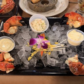 Riggins Crabhouse - Stone crab - Seafood Markets Near Me - Lantana, Florida Riggins Crabhouse - Stone crab - Seafood Markets Near Me - Lantana, Florida