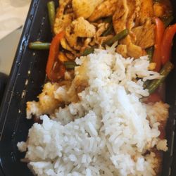 Thai Avenue - Food