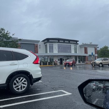Stop & Shop - Grocery Near Me - Fairfield, Connecticut Stop & Shop - Grocery Near Me - Fairfield, Connecticut