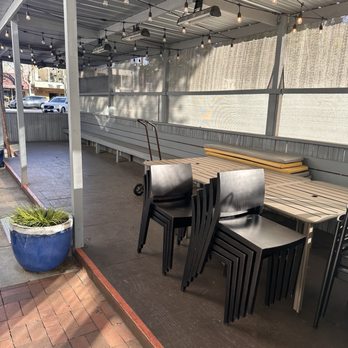 Camper - Terrace - New American Near Me - Menlo Park, California