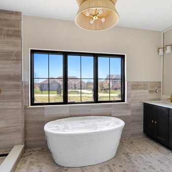 King Home Remodeling - a large bathtub in the master bathroom - General Contractors Near Me - Montebello, California King Home Remodeling - a large bathtub in the master bathroom - General Contractors Near Me - Montebello, California