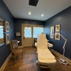 Park Place Medispa - Best in aesthetics practices are available by our credentialed and experienced medical staff.