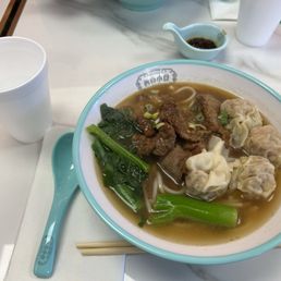 Spicy Satay Beef Lo Mein