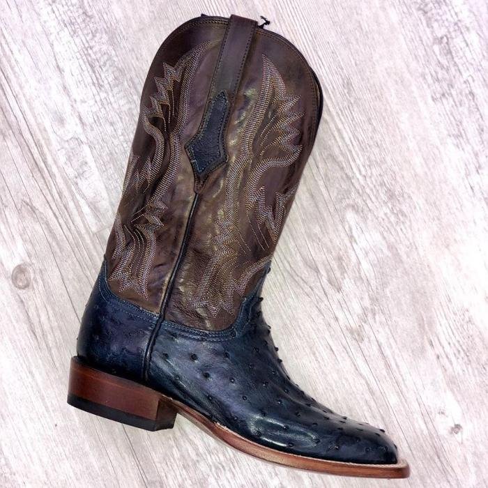 MARTIN BOOT Updated September 2024 17 Photos 4301 Tanglewood Ln