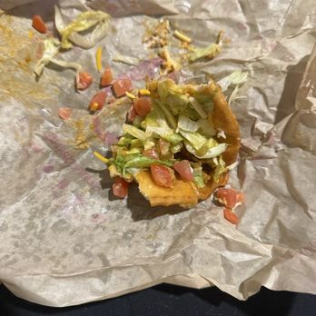 Taco Bell - Chalupa Supreme. The chalupa was not suppose to have tomato's because the original person that was going to eat this is deathly allergic - Fast Food Near Me - Tampa, Florida Taco Bell - Chalupa Supreme. The chalupa was not suppose to have tomato's because the original person that was going to eat this is deathly allergic - Fast Food Near Me - Tampa, Florida