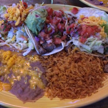 Mutt Lynch's - Chicken, steak & carnitas tacos - Pubs Near Me - Newport Beach, California