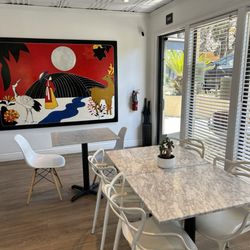 SAN korean Cafe - The seating
