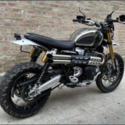 Motoworks Chicago - I bought this 2023 Triumph Scrambler 1200xe. My first bike and I can't stay of it.