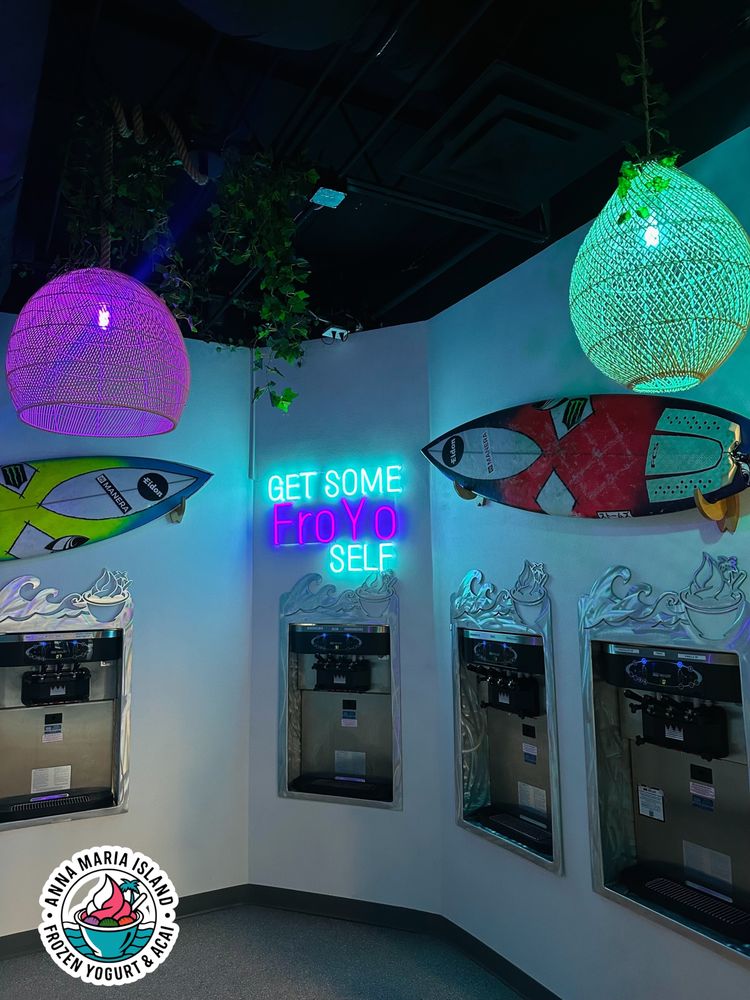 Anna Maria Island Frozen Yogurt & Acai Logo