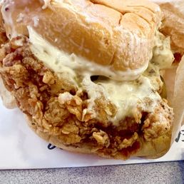 Creamy Garlic Chicken Sandwich
