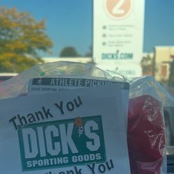 DICK'S Sporting Goods