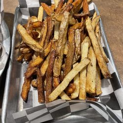 Pickles Eatery & Bar - Fries