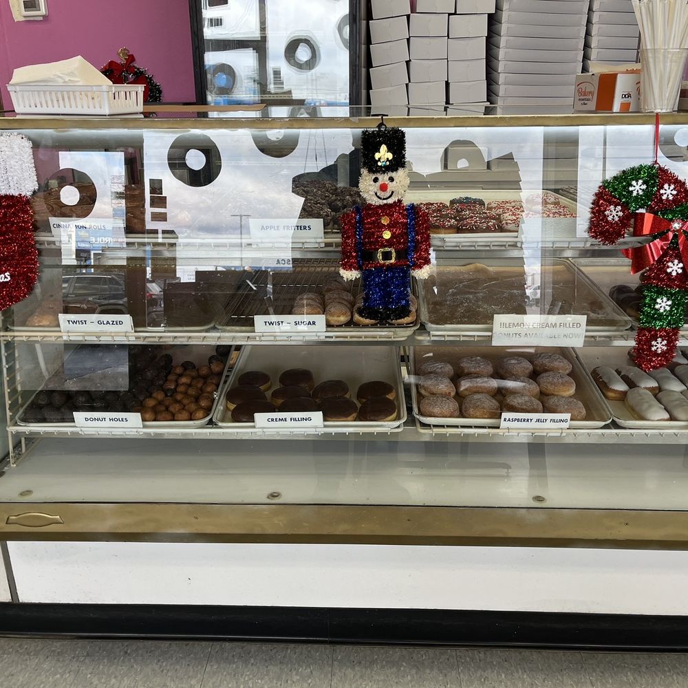 Wheeling Donuts - The specialty doughnut side. - Donuts Near Me - Wheeling, Illinois Wheeling Donuts - The specialty doughnut side. - Donuts Near Me - Wheeling, Illinois